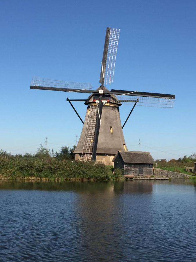 Het Boenhok Logies Bed & Breakfast Lekkerkerk Eksteriør bilde